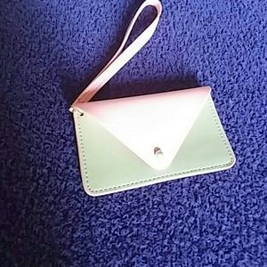 Wristlet